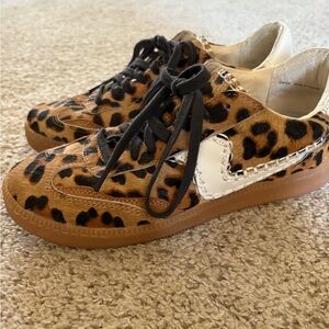 Dolce Vita Notice Stitch DK Leopard Calf Hair Sneakers Size  6.5